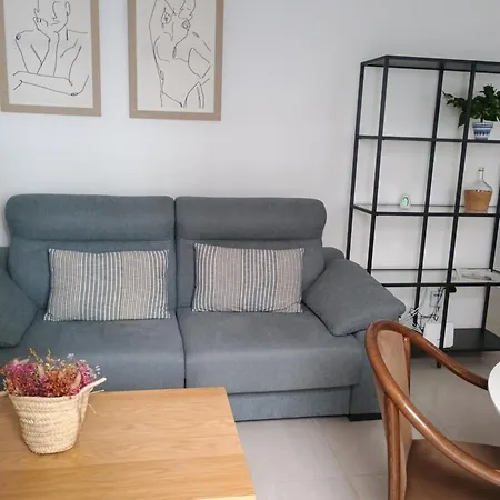 Mensaque Triana, 2 *
